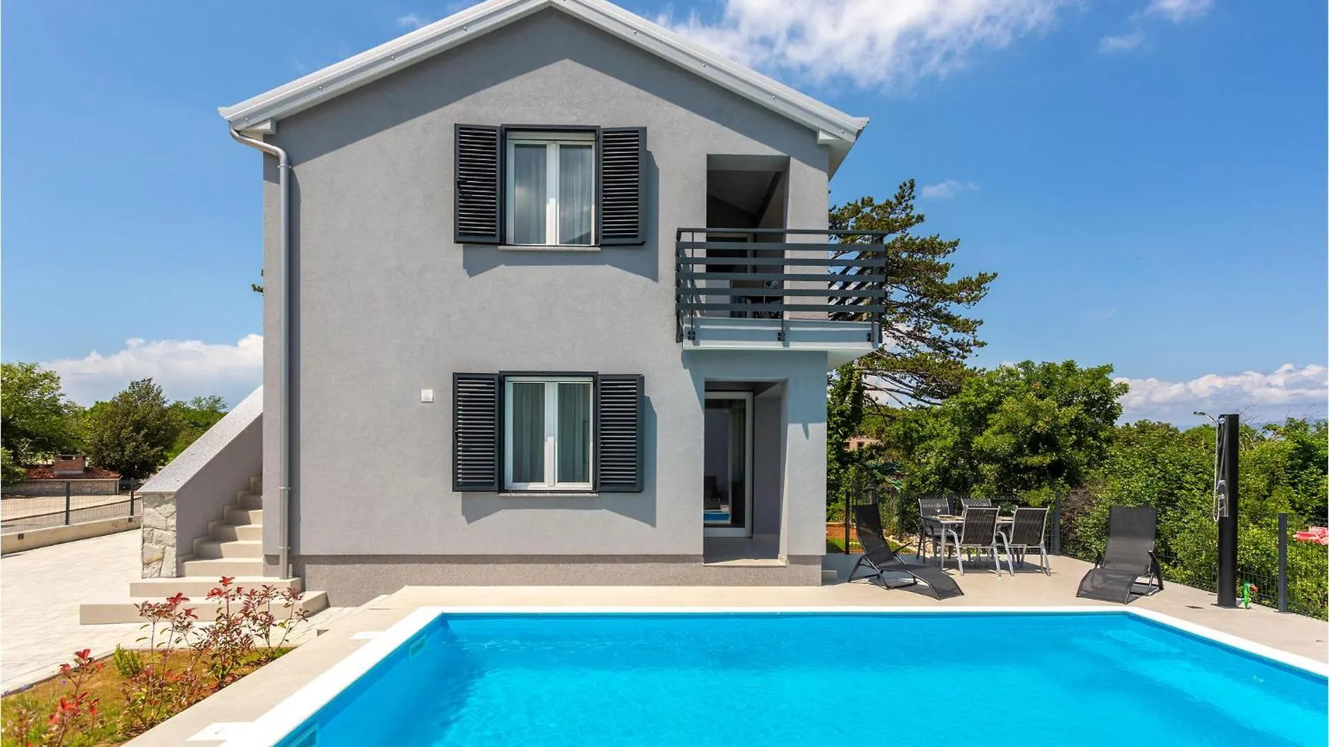 Awesome Apartment In Vrbnik With Kitchen