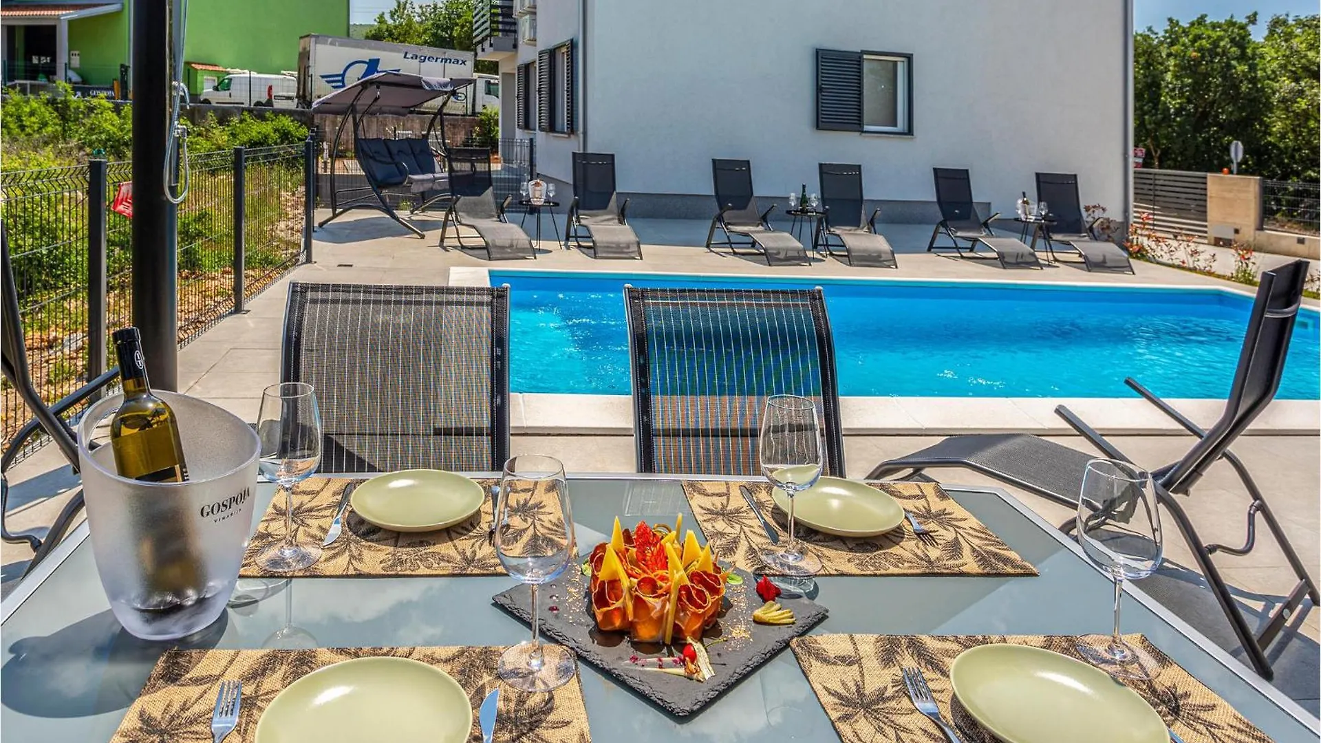 Awesome Apartment In Vrbnik With Kitchen 0*, Vrbnik (Primorje-Gorski Kotar)